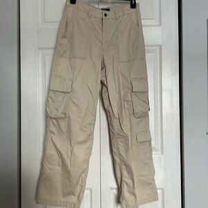 Hollister Ultra High Rise Baggy Cargo Pants